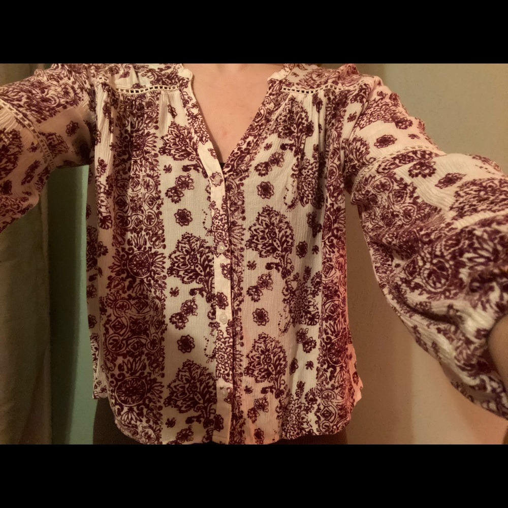 Sweet long sleeve Hollister top